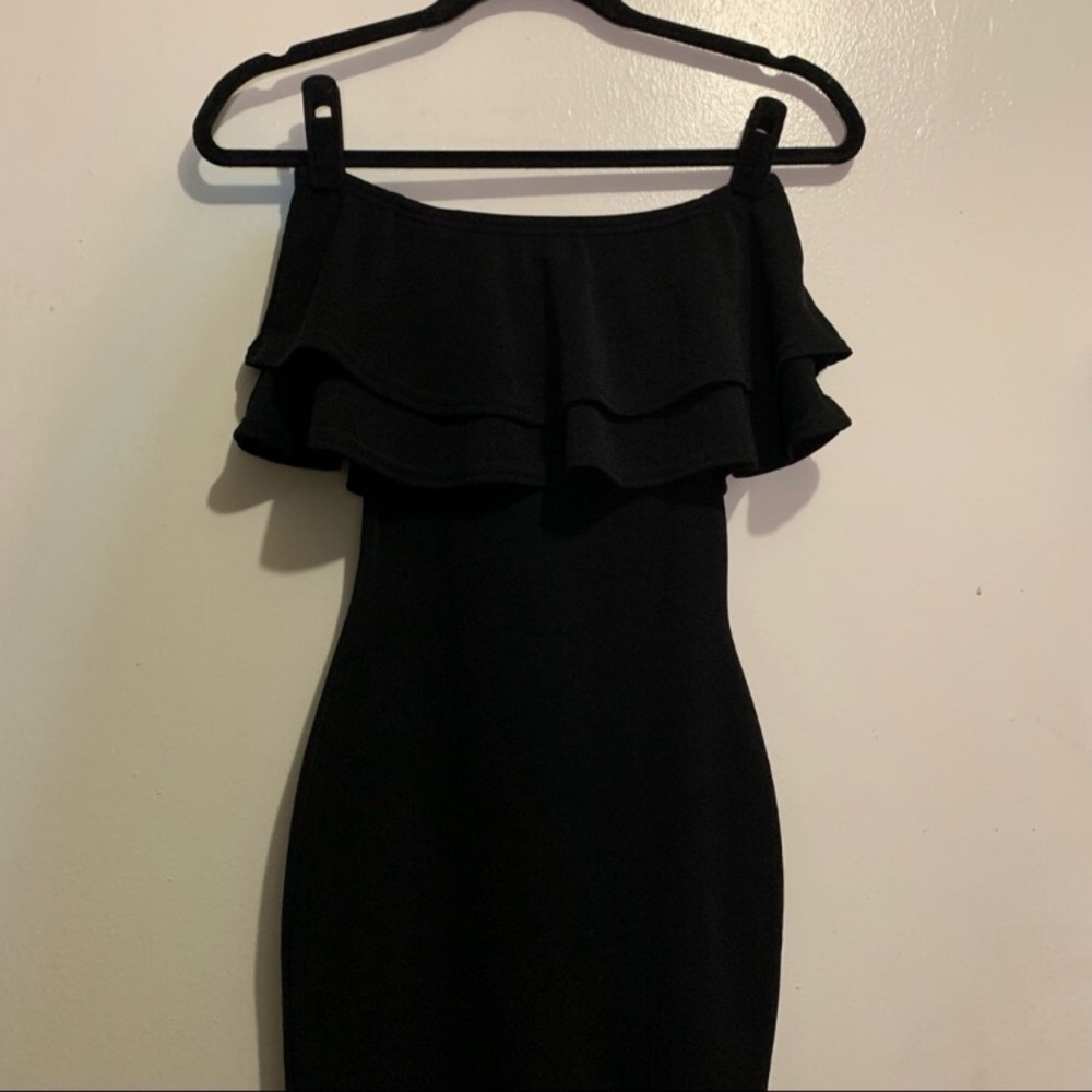 Missguided Ruffle Black Dress - Picture 3 of 8